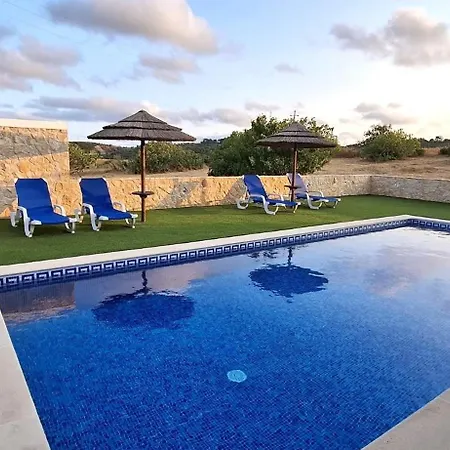 Quinta Ribeirinha - *